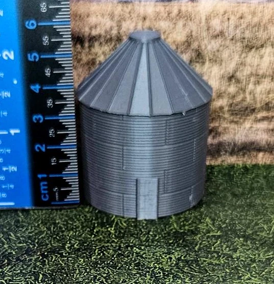 Painted example of the N scale 20-foot grain silo
