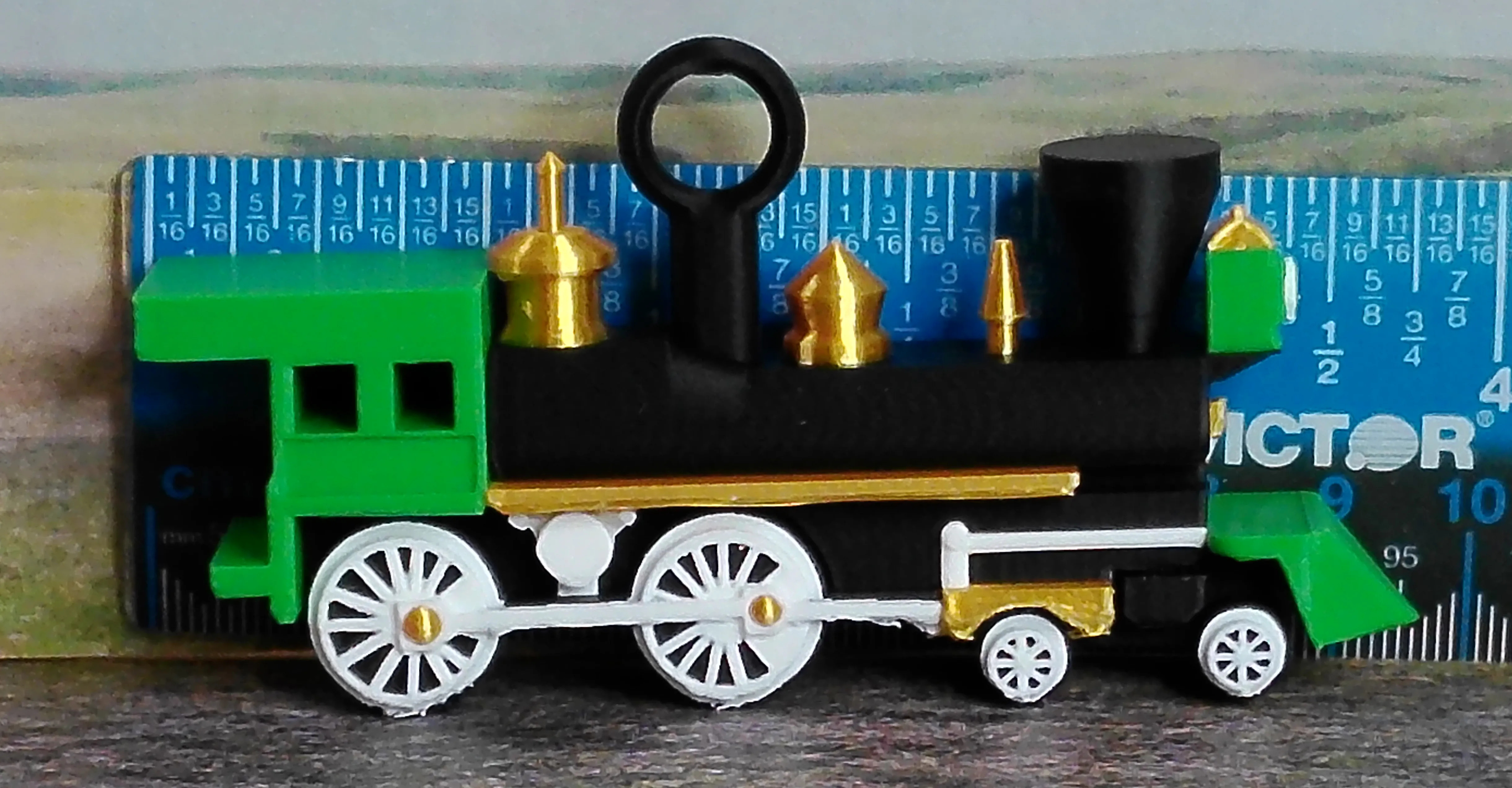 Side view showing the approximate length of the green locomotive ornament